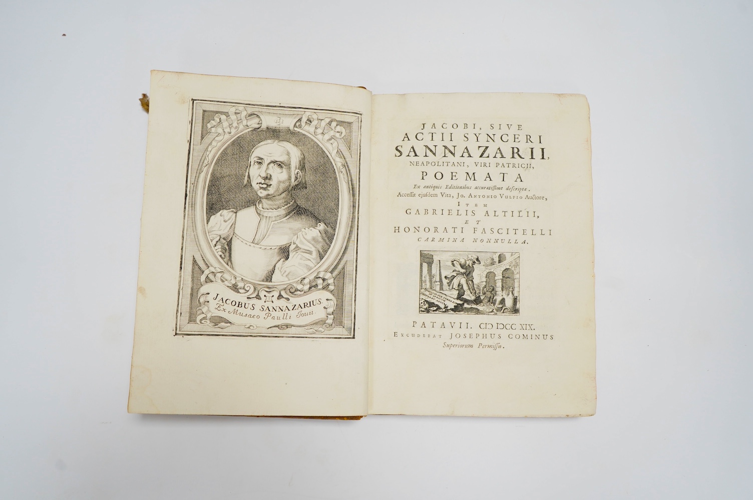 Sannazaro, Iacobi - Poemata, Ex antiquis Editionibus accuratessime descripta. Accessit ejusdem Vita, Jo. Antonio Vulpio Auctore, item Gabrielis Altilli, et Honorati Fascitelli Carmina nonnulla, 2 parts in one, with portr